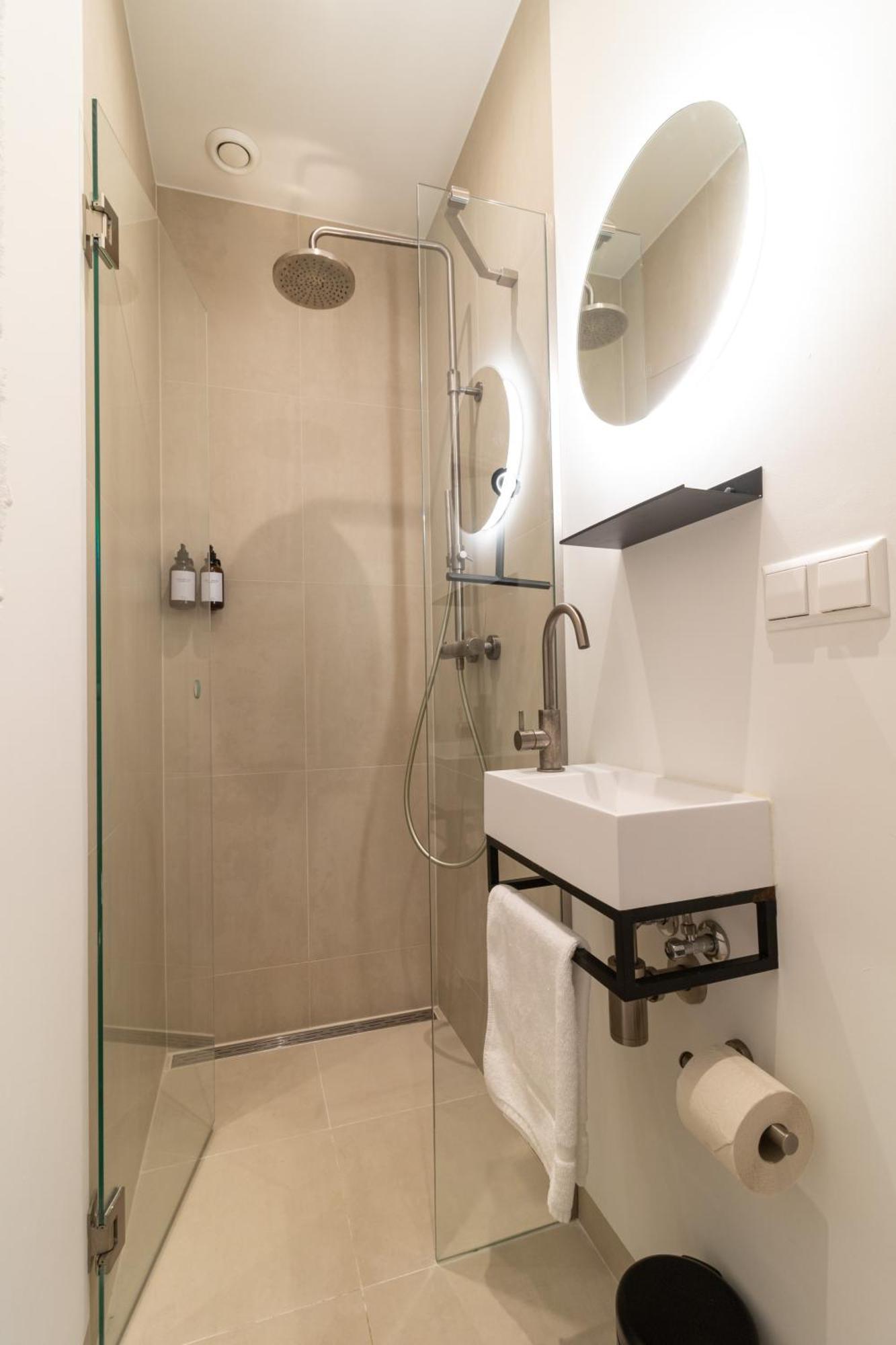 Sayo Boutique Hotel กรุงเฮก ภายนอก รูปภาพ
